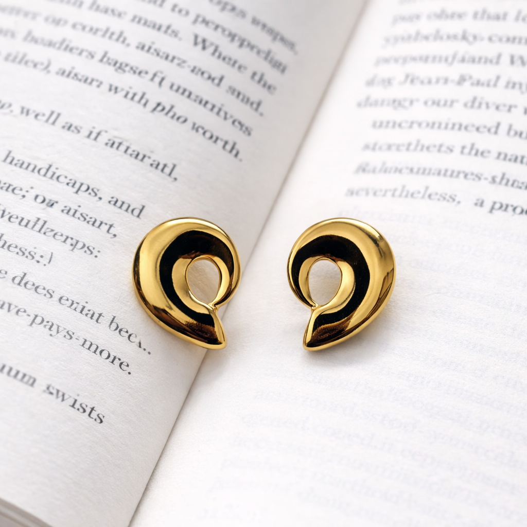 Golden Aura Stud Earrings